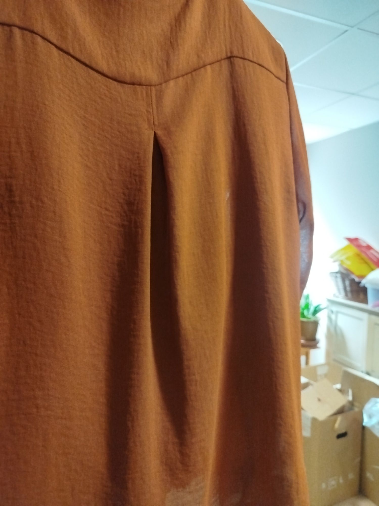 Blusa lisa comprida