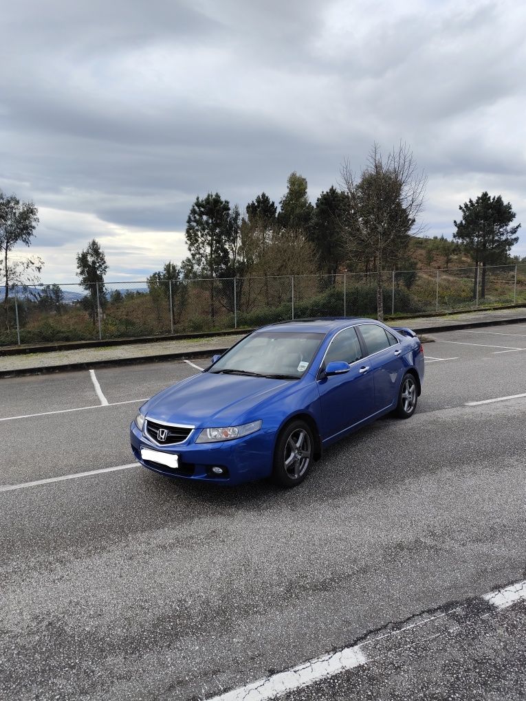 Honda Accord CL9 para peças