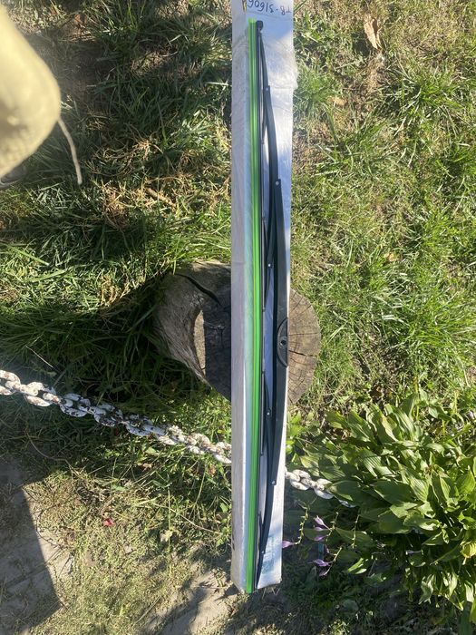 Щотка для лобового скла