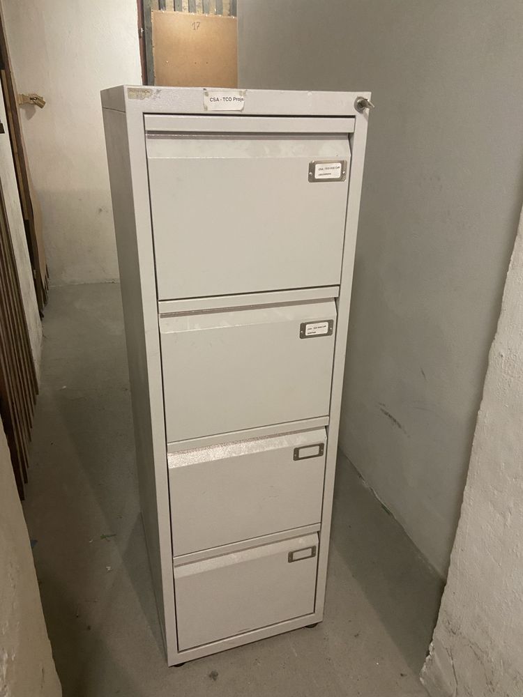 Szafka metalowa 4 szuflady