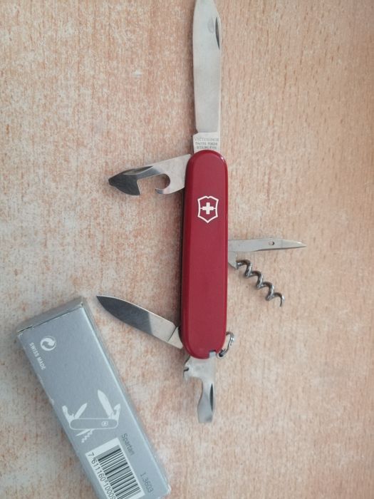 Nóż Victorinox myśliwski surwiwalowy