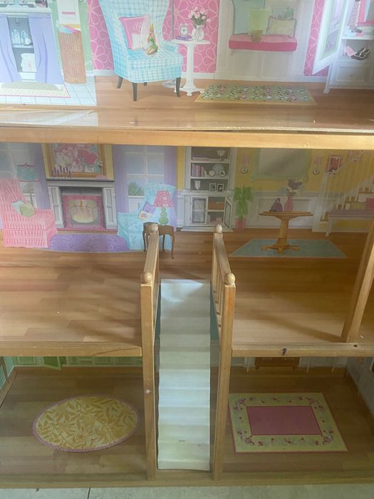 Кукольный  домик KidKraft Grand View