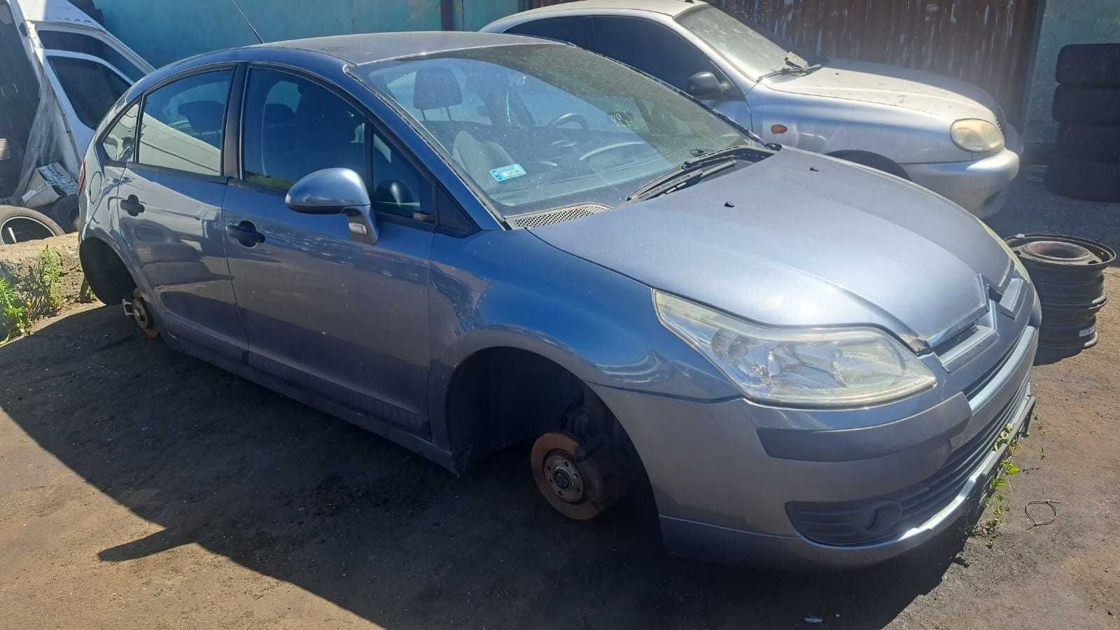 błotnik prawy   przód Citroen C4