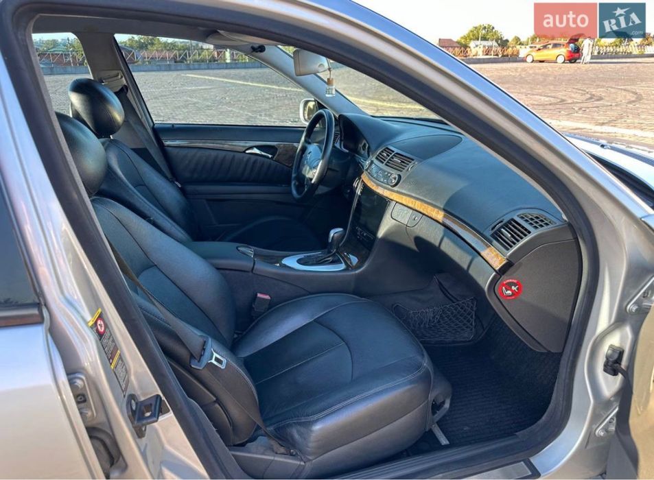 Mercedez Benz E211 320CDI