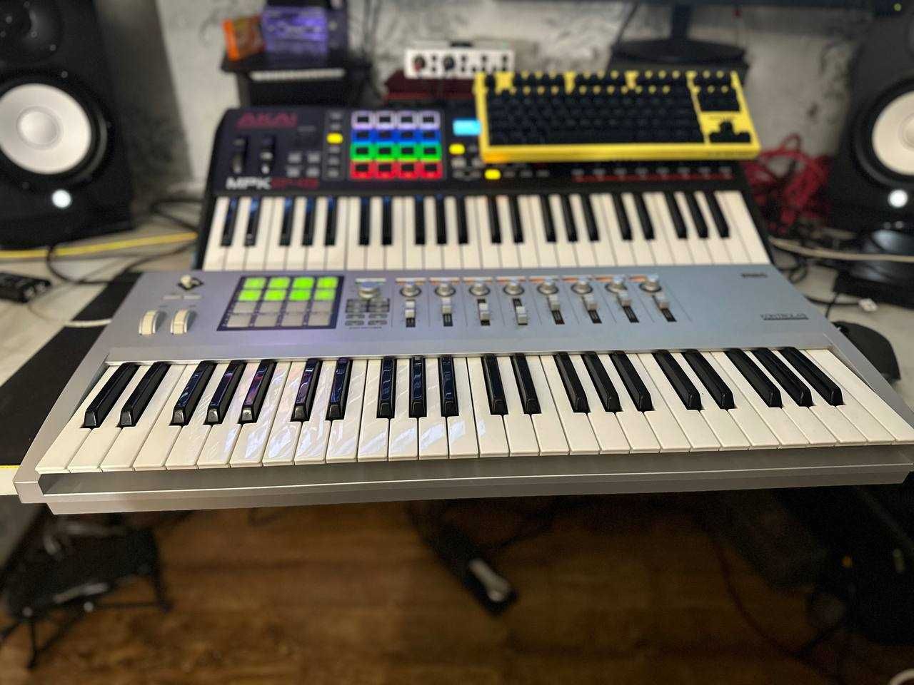 KORG Kontrol 49 MIDI Keyboard