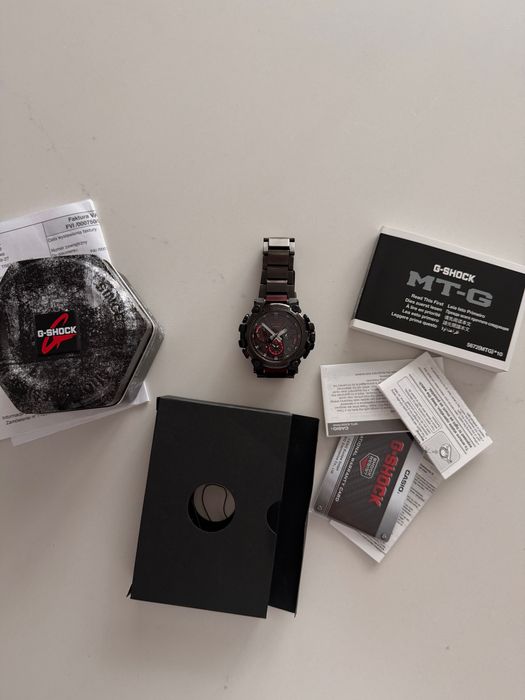 Zegarek Casio G-Shock MTG-B3000 1AER Czerwony