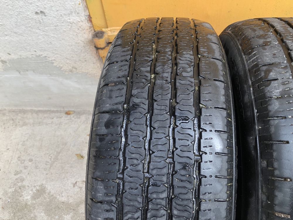 Літня резина  235/60 R17 Б/В