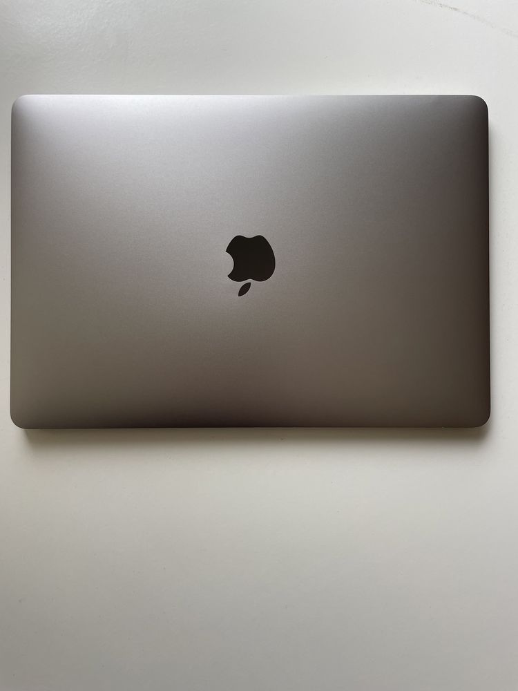 Mcbook Pro 2020 com problema