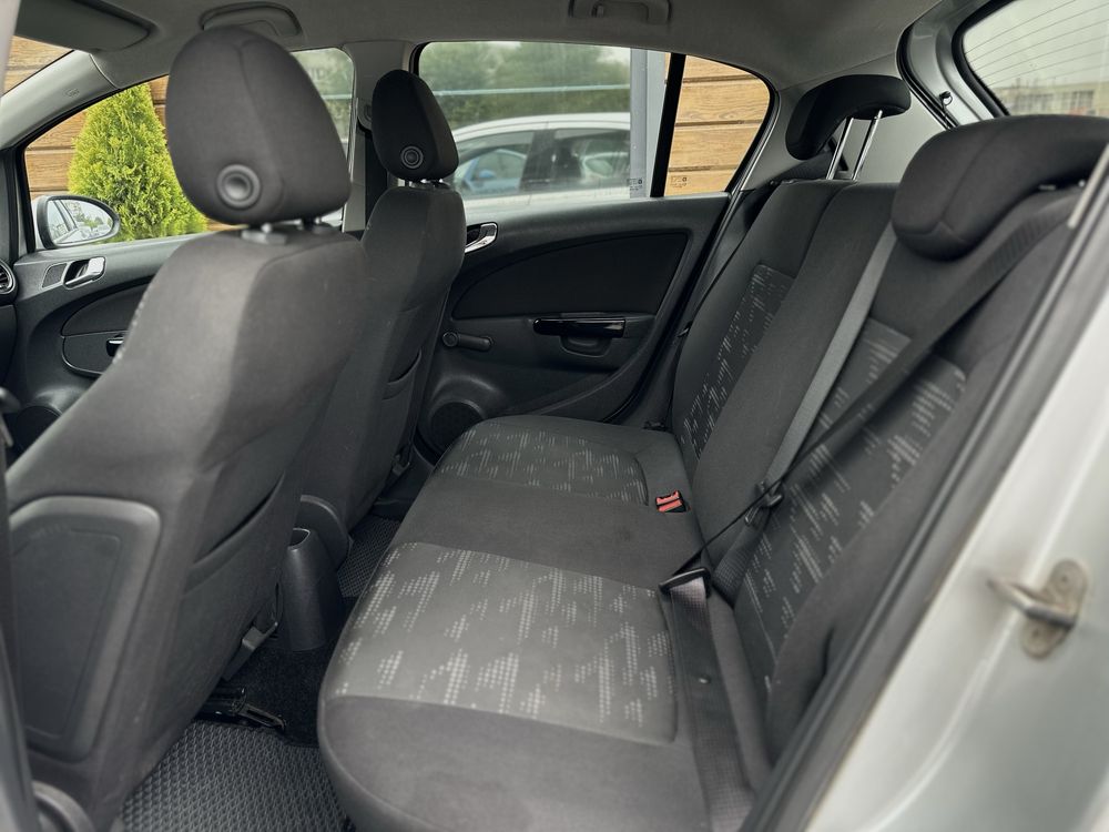 OPEL CORSA 2011 року, 1.2 бензин, механіка, передній привід.