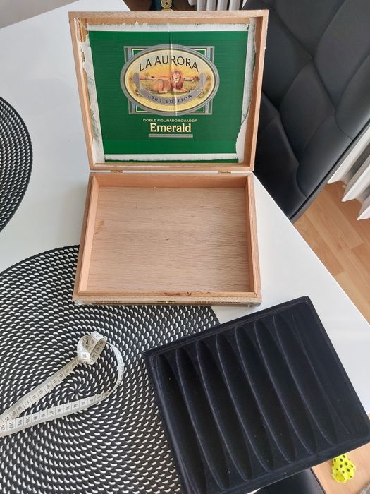 Pudełka drewniane po cygarach ozdobne do przerobienia decoupage diya