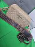 torebka kuferek monogram Michael Kors Torba Hit pudrowy Premium