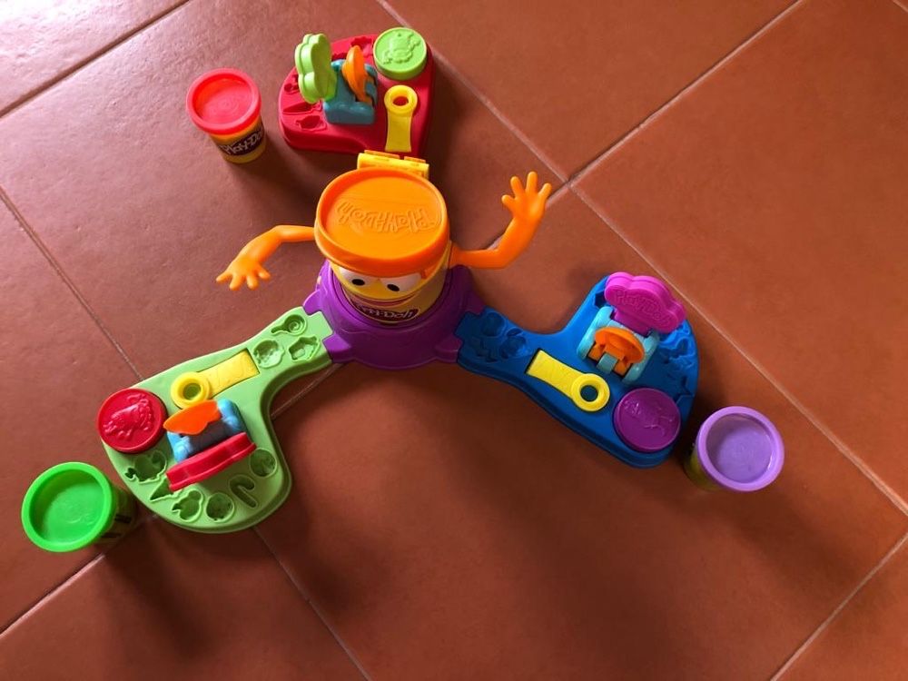 Jogo play-doh para crianças