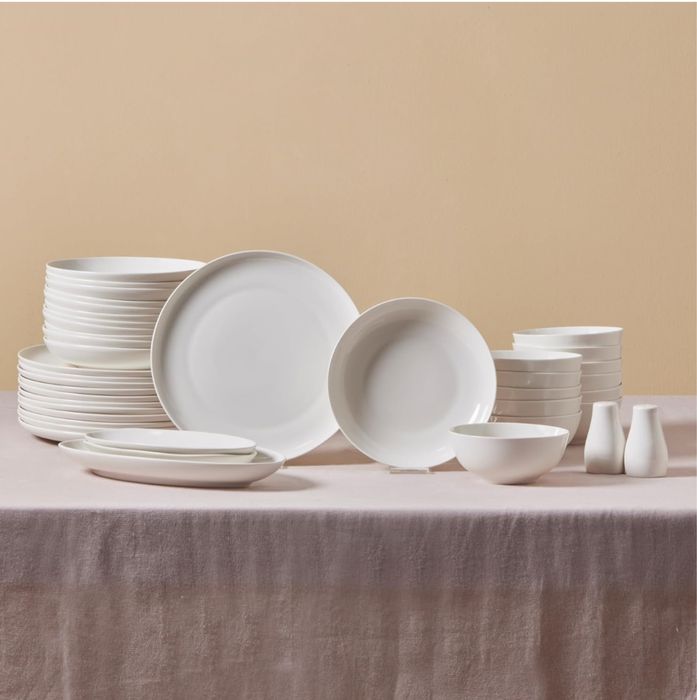 Zestaw porcelanowy KARACA Allure 41 el. – dla 12 osób, elegancki