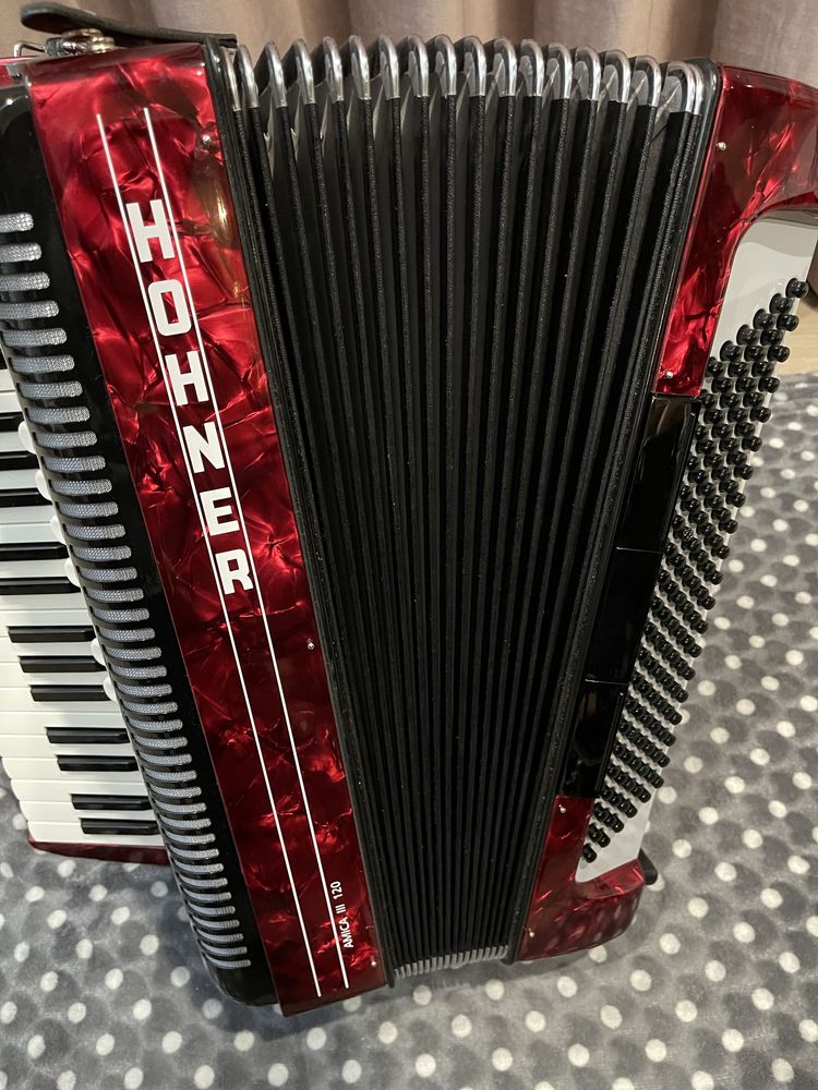 Akordeon Hohner Amica III 120 basów