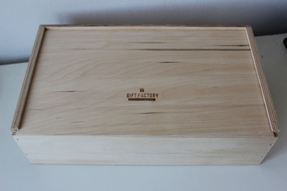 Pojemnik pudełko skrzynka na wino drewniany - 2 butelki
