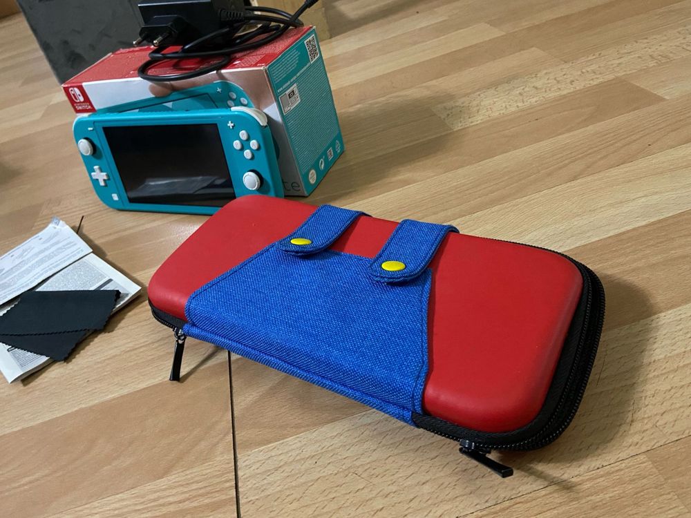 Nintendo Switch lite c/caixa
