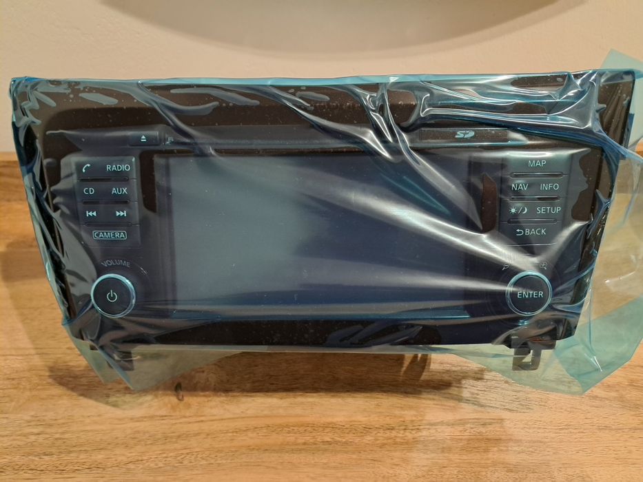 Radioodtwarzacz samochodowy CD/DVD Nissan qashqai