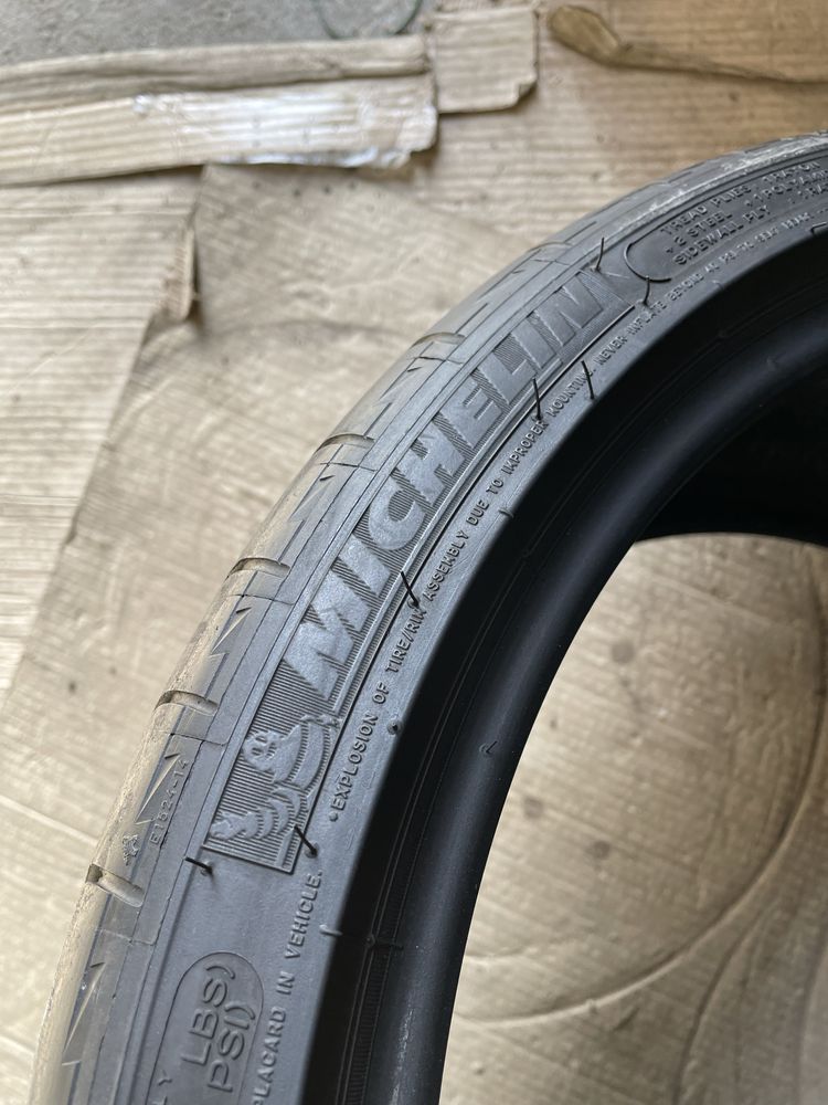 235/35 R19 Michelin PilotSport