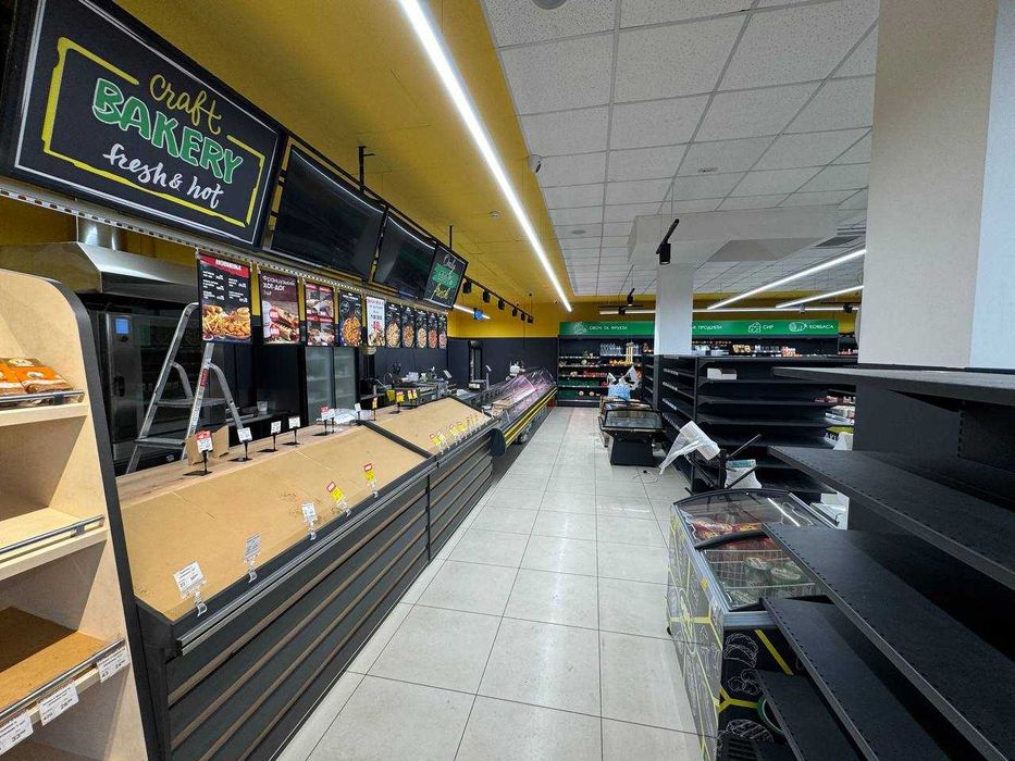 Оренда 230,3 м2 / 1-й поверх / вул. Нескорених 14/ ТЦ Джокер