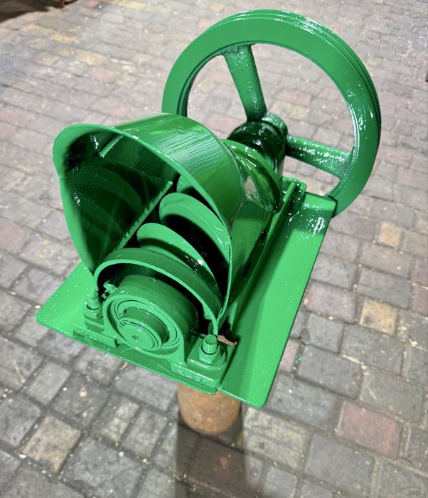 Акційна ціна! Шнековий подрібнювач гілок.