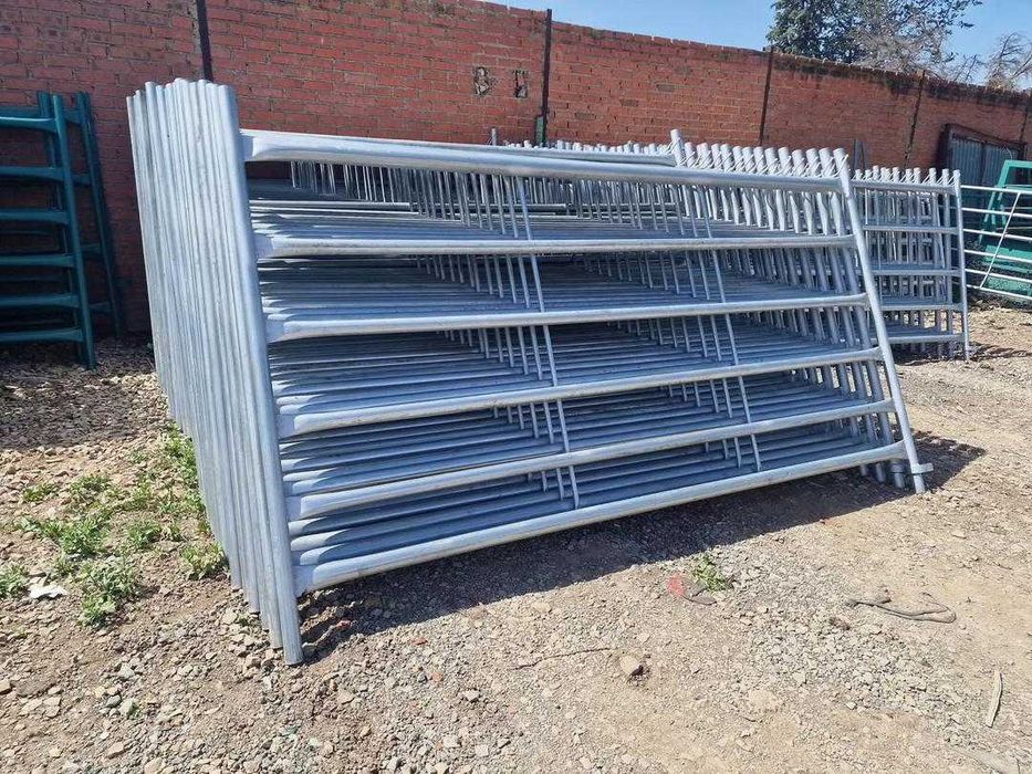 cerca sólida para animais