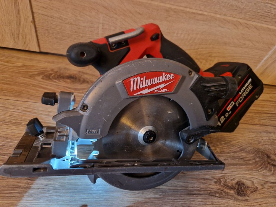 Pilarka milwaukee m18 CSS55