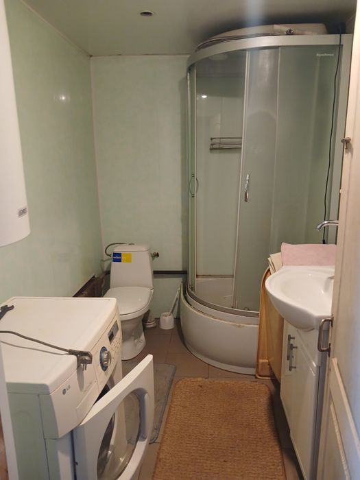 Здається  великий будинок Балабине можна військовим