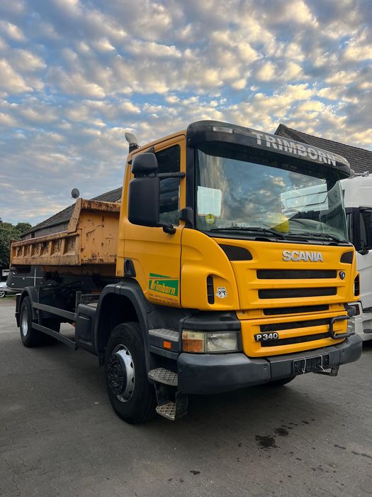 Scania P340 4x4 gancho , so 300.000 km