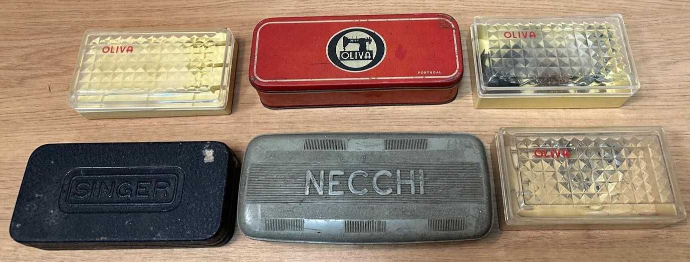 Caixas de ferramentas antigas para coleção