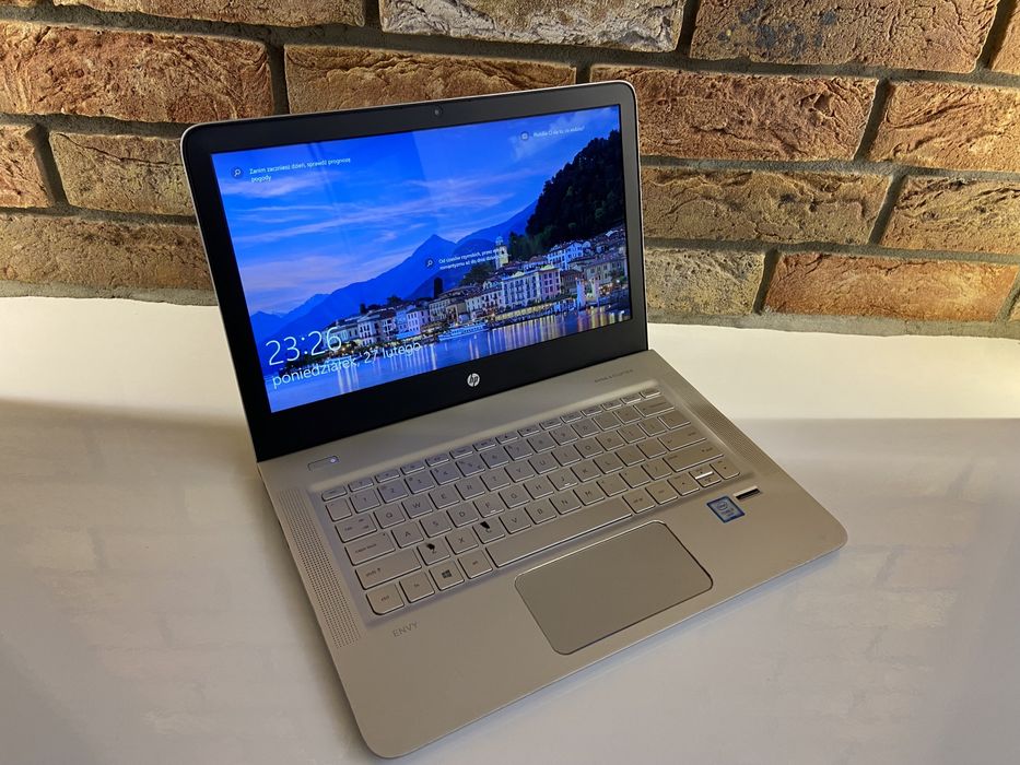 Laptop HP ENVY i7-6500 8GB Ram QHD+ 256GB SSD