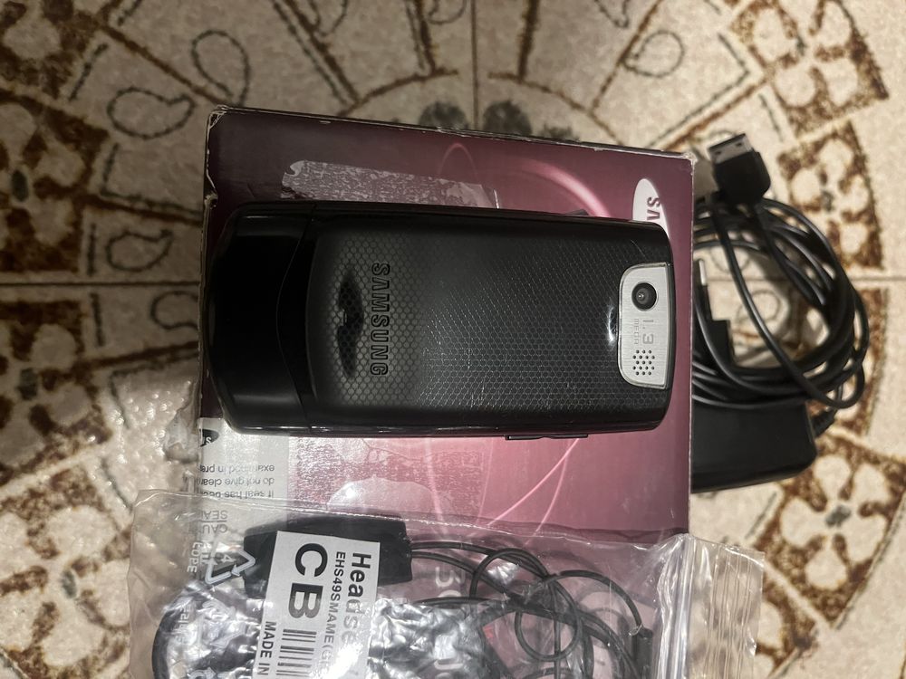 Telefon SAMSUNG GT-C5130