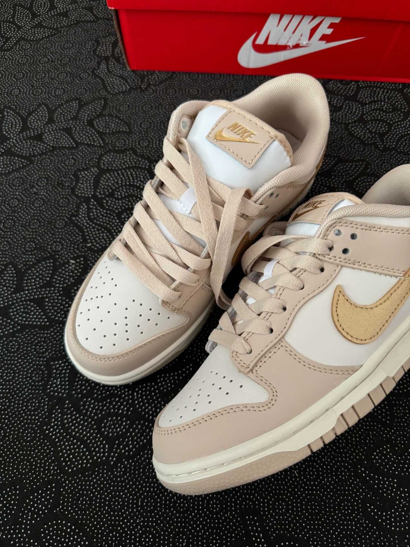Buty codzienne Nike Dunk Low Metallic Gold nowy z metką R.40