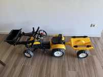 Trator a pedais com reboque amarelo para crianca
