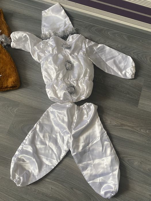 Новорічні костюм сніговик