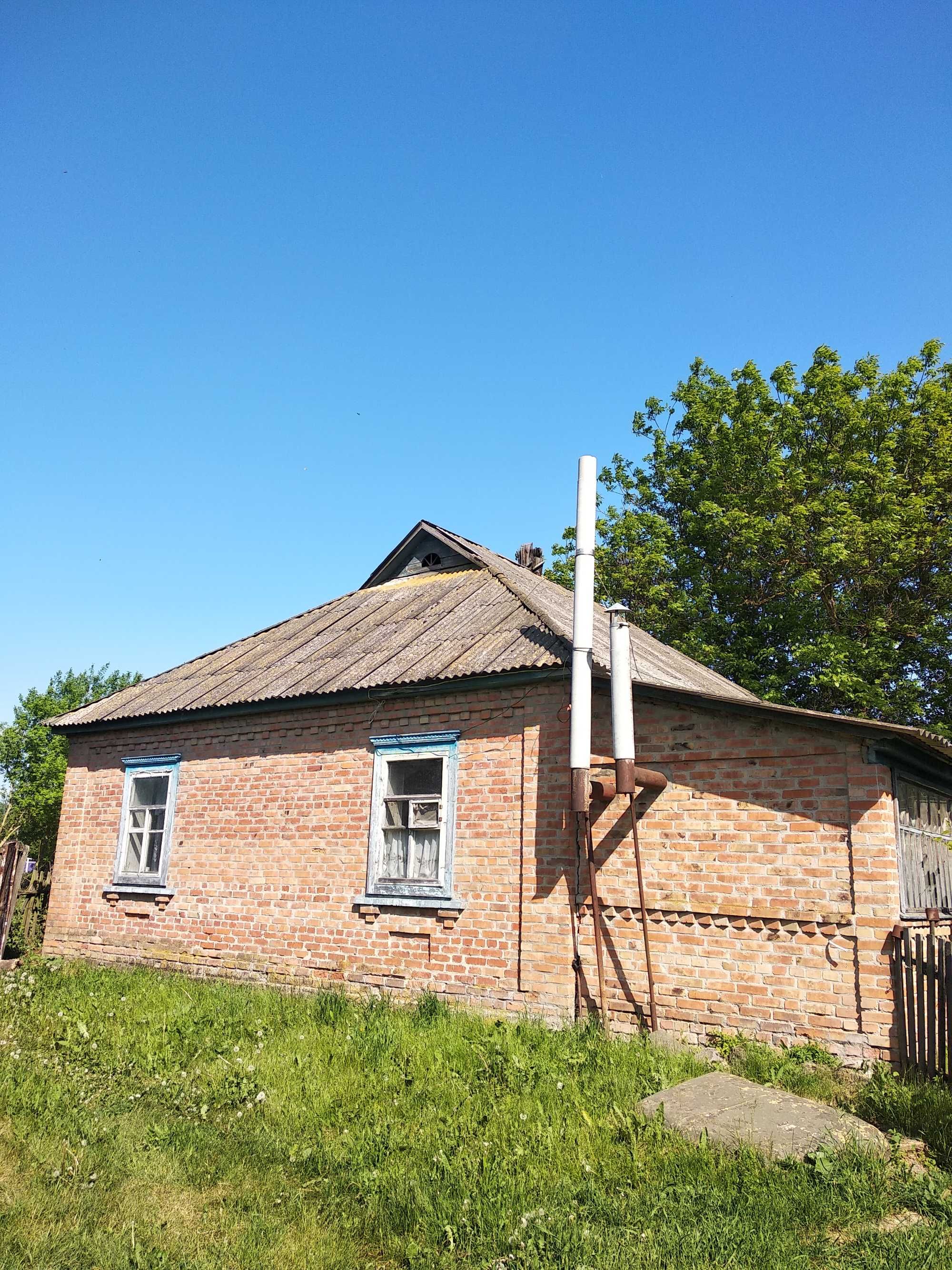 Продам будинок з ділянкою
