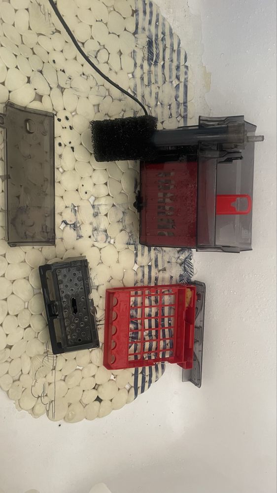 Vendo tronco e material de aquarismo