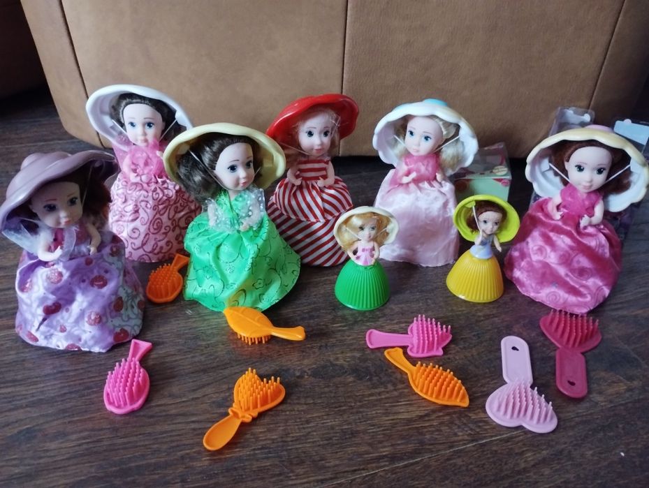 Kolekcja laleczek babeczek