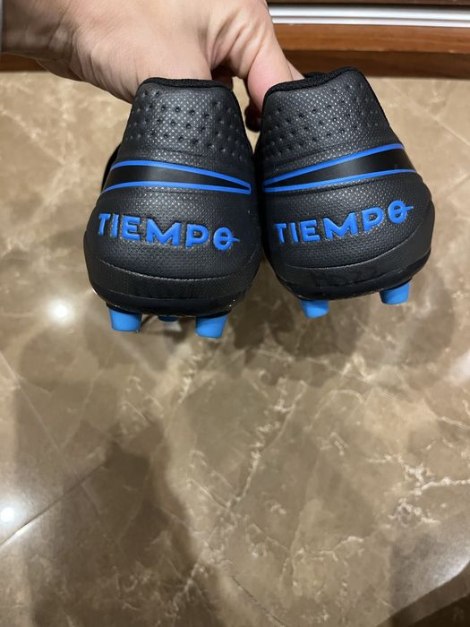 Chuteira Nike Tiempo