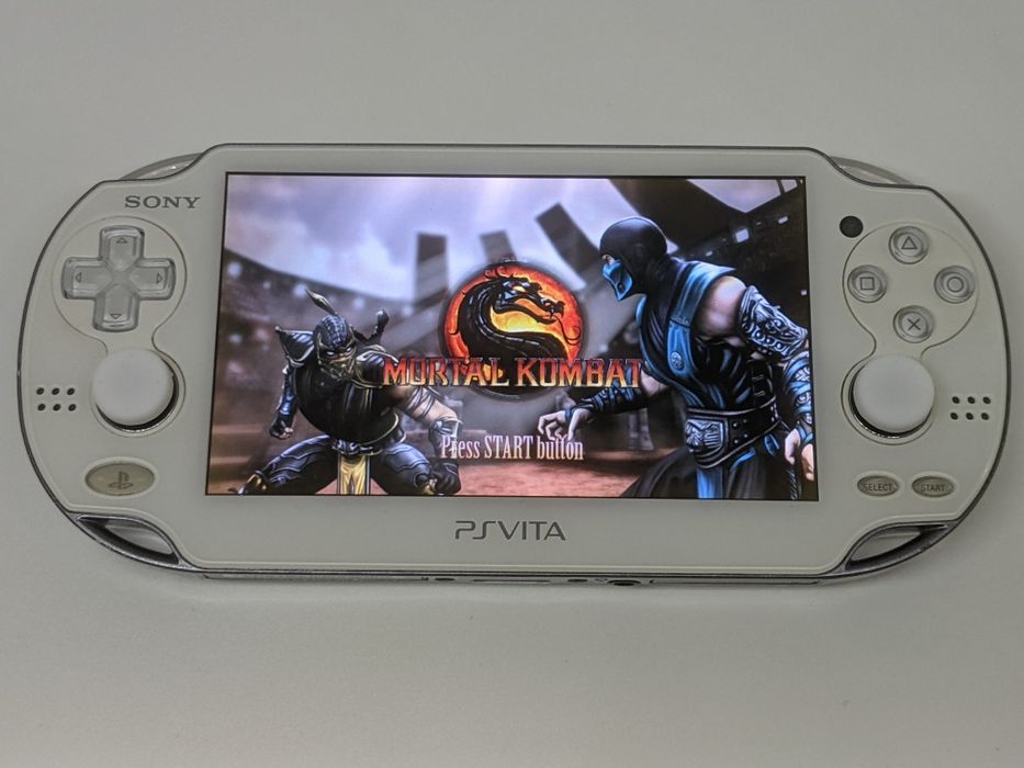 PS Vita OLED 64 gb з іграми