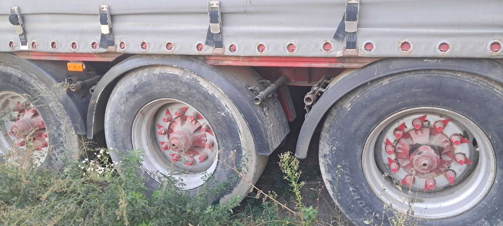 напівпричіп  тентований штора