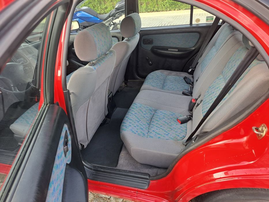 Nissan almera 1.4 twin cam 16V so 1 dono