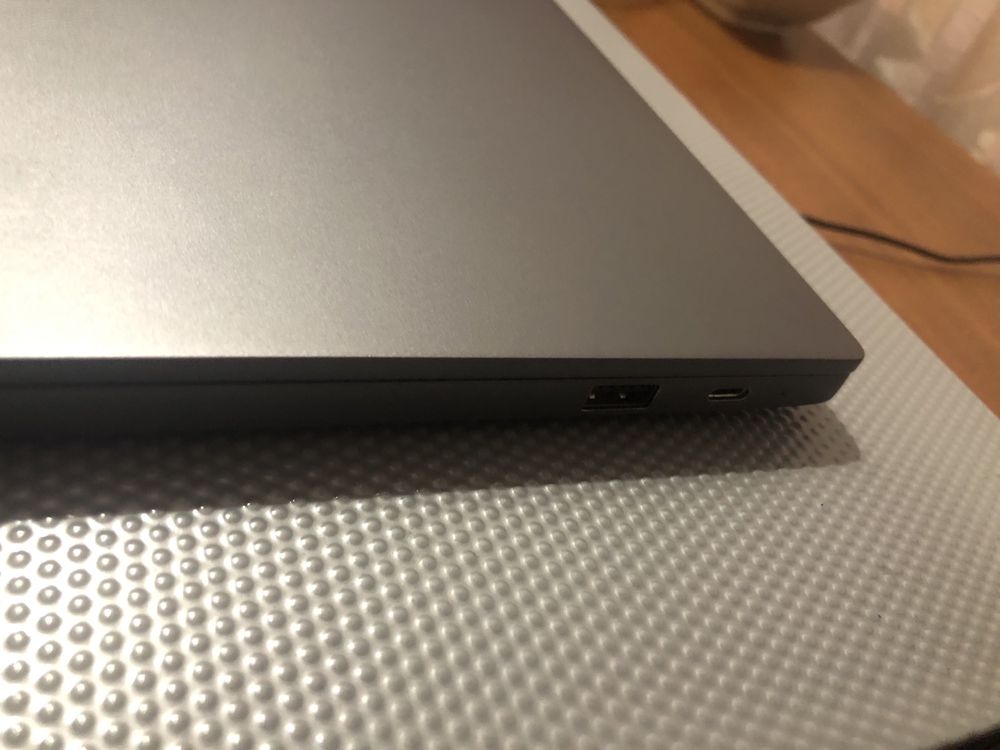 Xiaomi notebook air 13,3