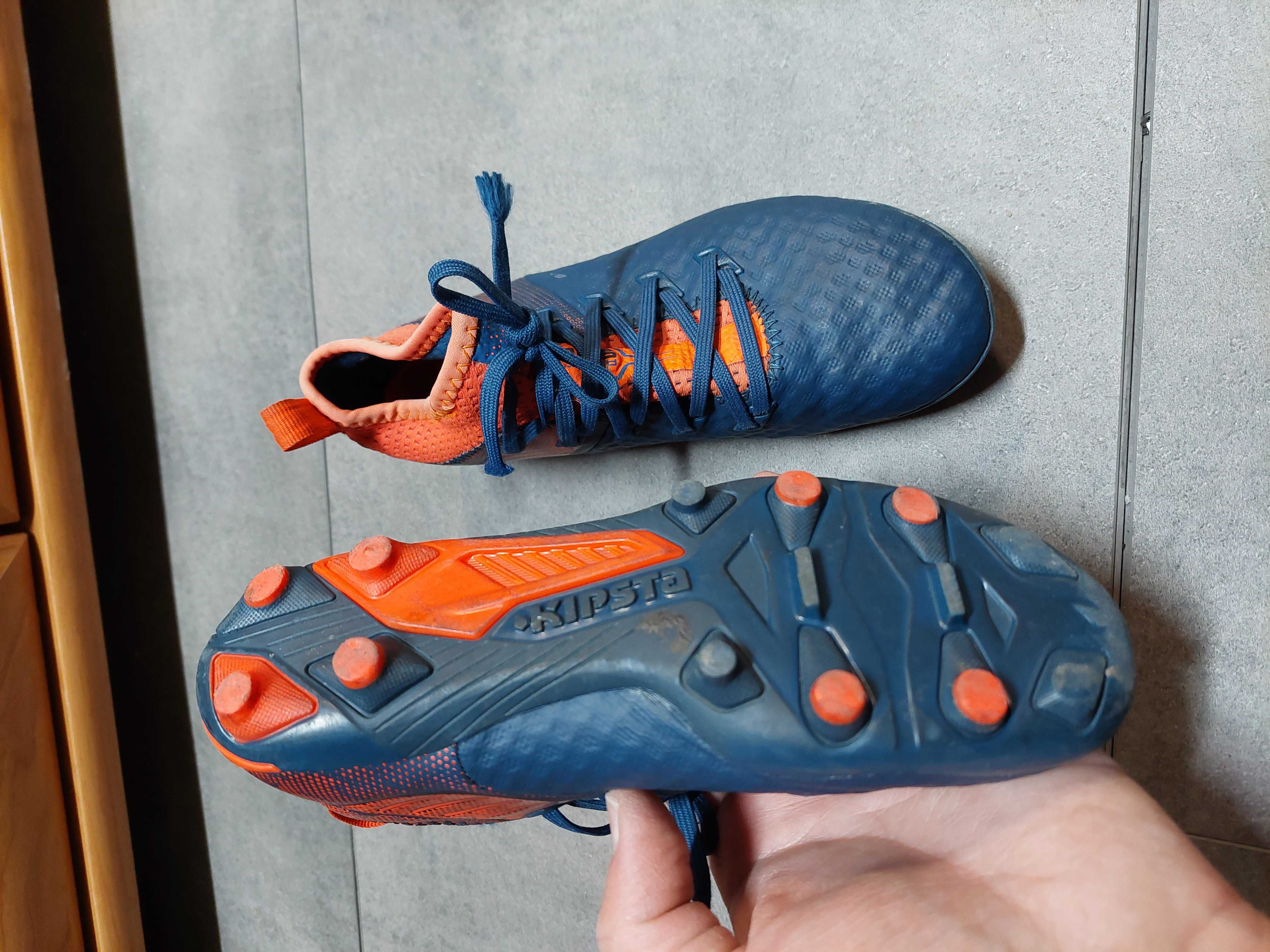 Buty korki, decathlon, piłka nożna, rozm. 32