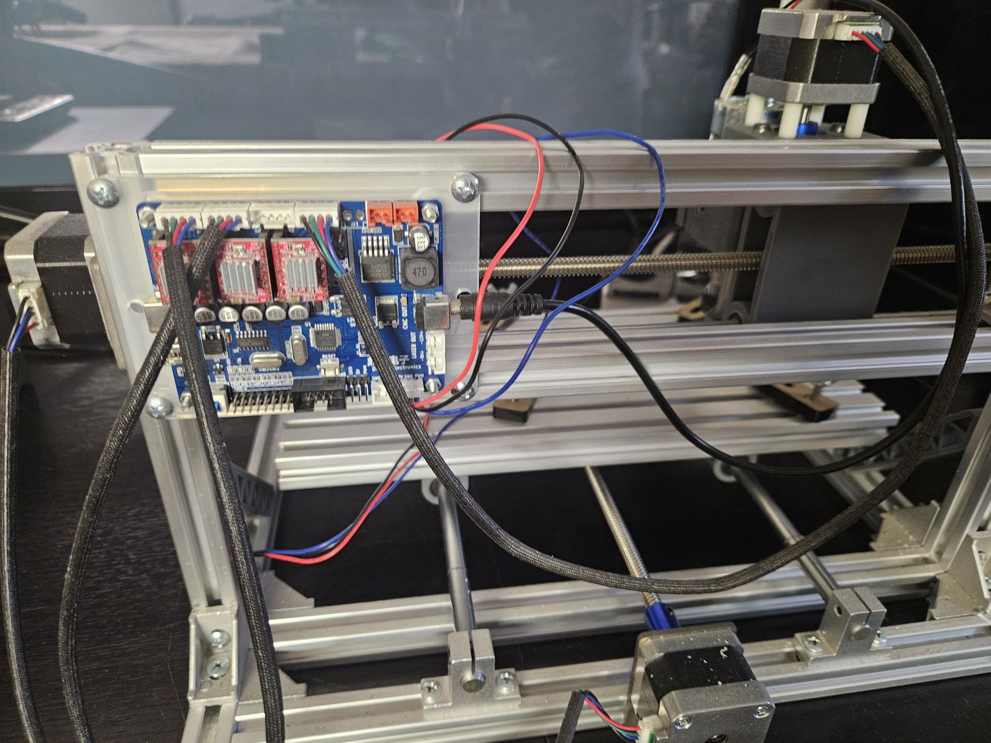 CNC frezarka, grawerka + Gratis