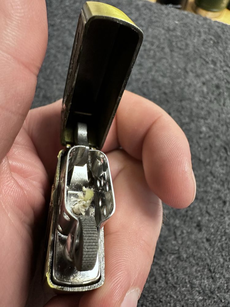 Zapalniczka metalowa benzynowa ak47 wojskowa typu zippo