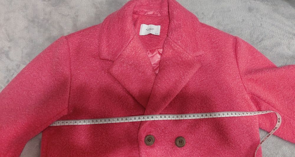 Płaszczyk dziewczęcy rozmiar 146