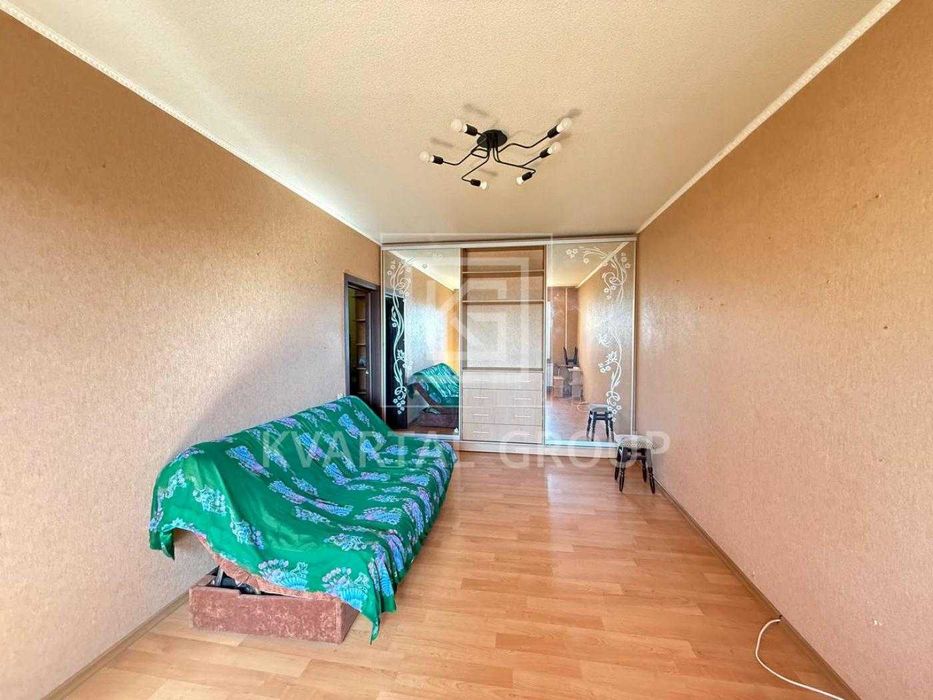 Продам ГАРНУ 2к квартиру з ремонтом, меблями, технікою. Балкон.