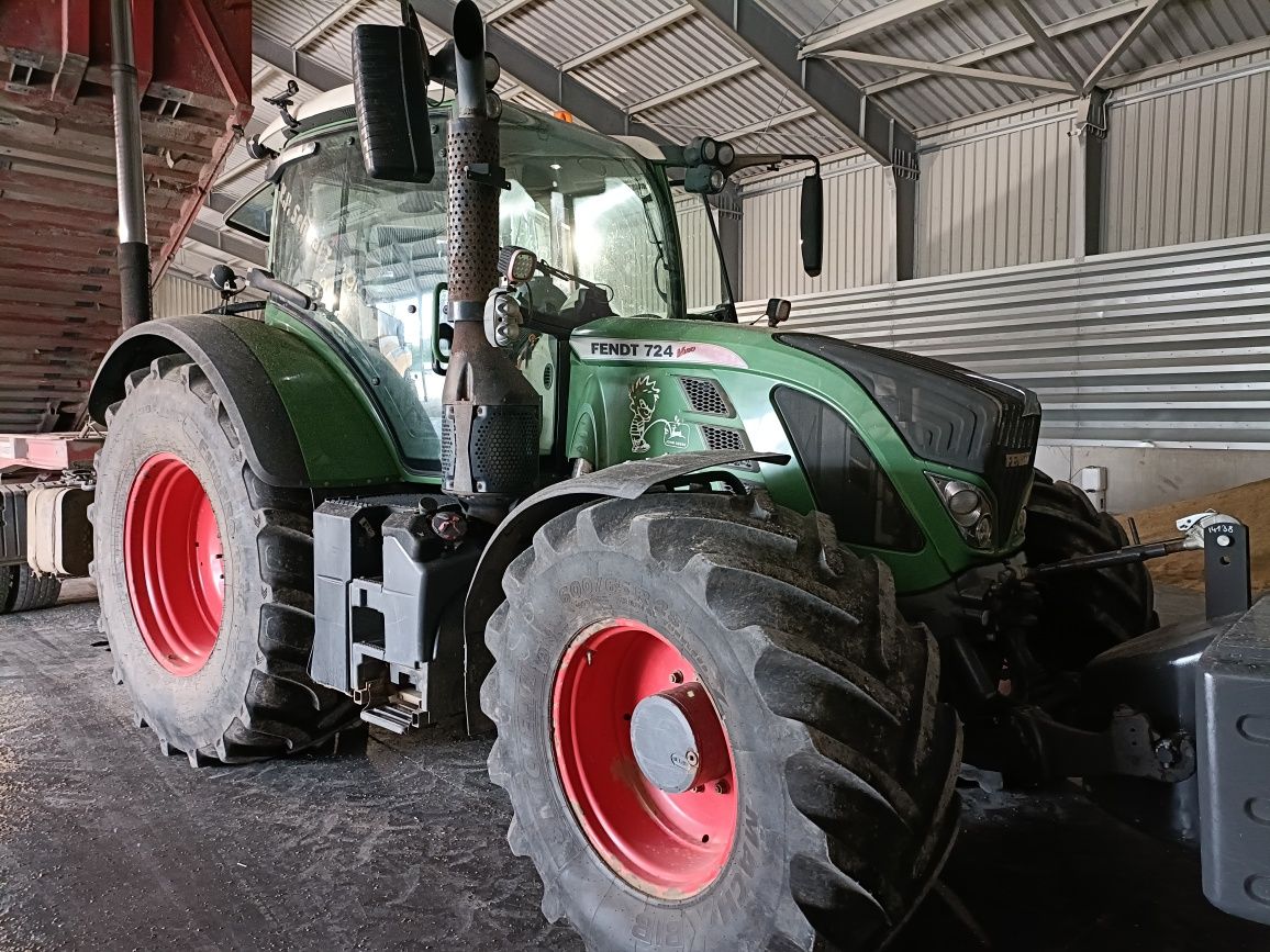 Fendt 724 Profi Plus 2014 rok 820..826..720