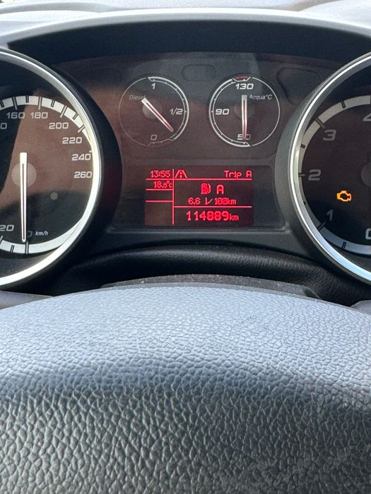 Giulietta 1.6 JTDm Distinctive – 116.000 km – Excelente – Particular