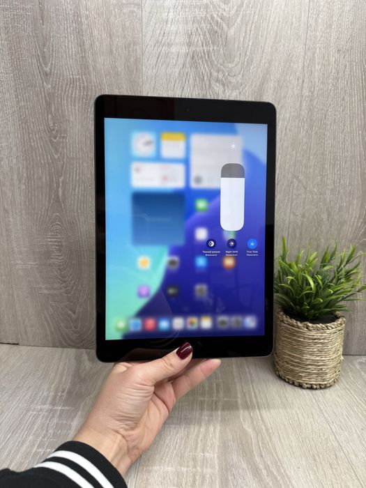 iPad 9 (2021) 64 GB Wi-Fi + LTE